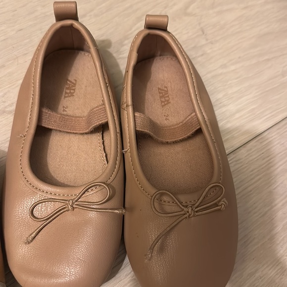 Zara - Picture 5 of 7